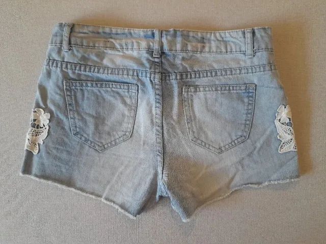 Short jeans detalhe em renda - Foto 2