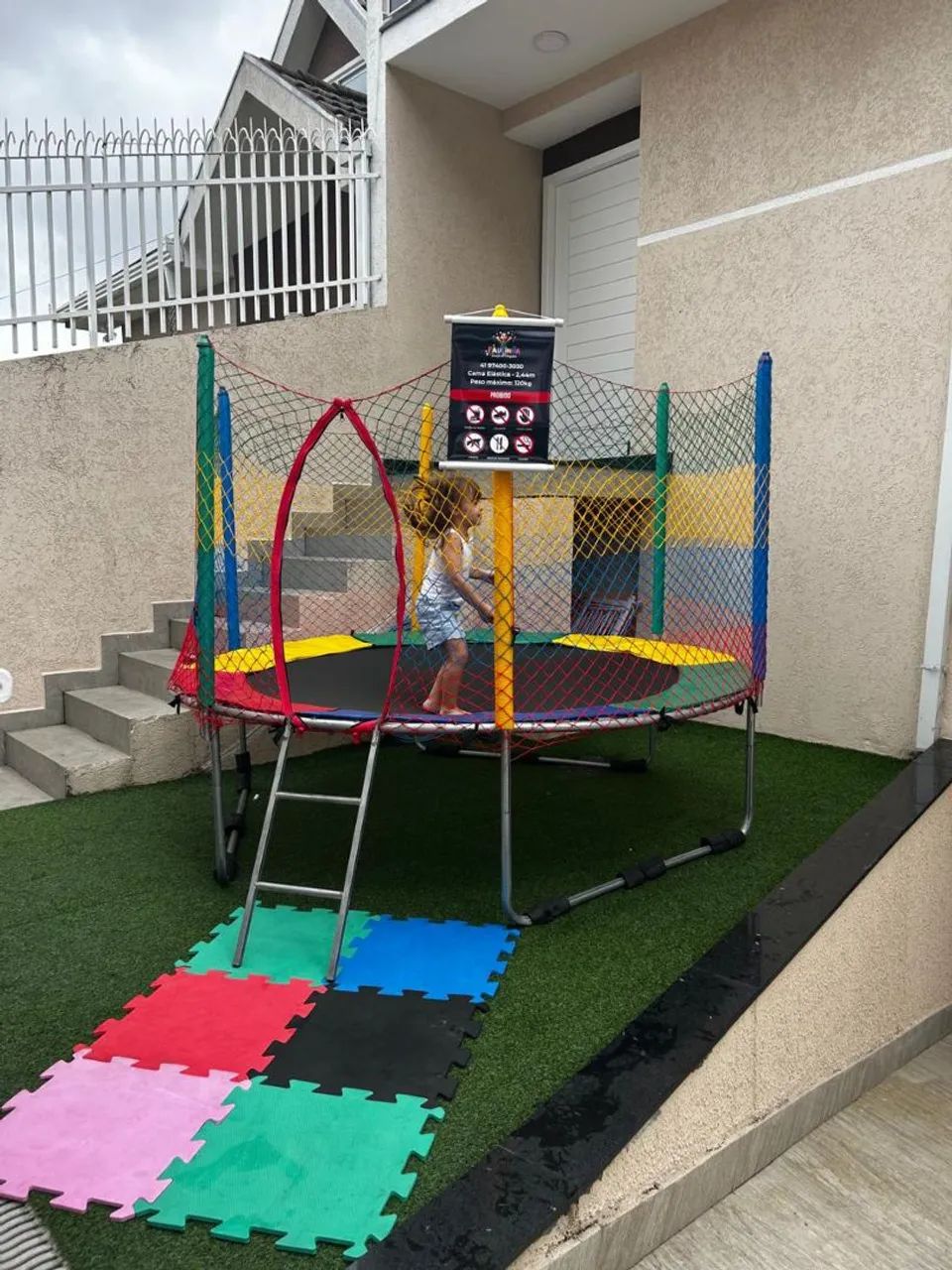 Locação de Cama Elástica e Piscina de Bolinhas 
