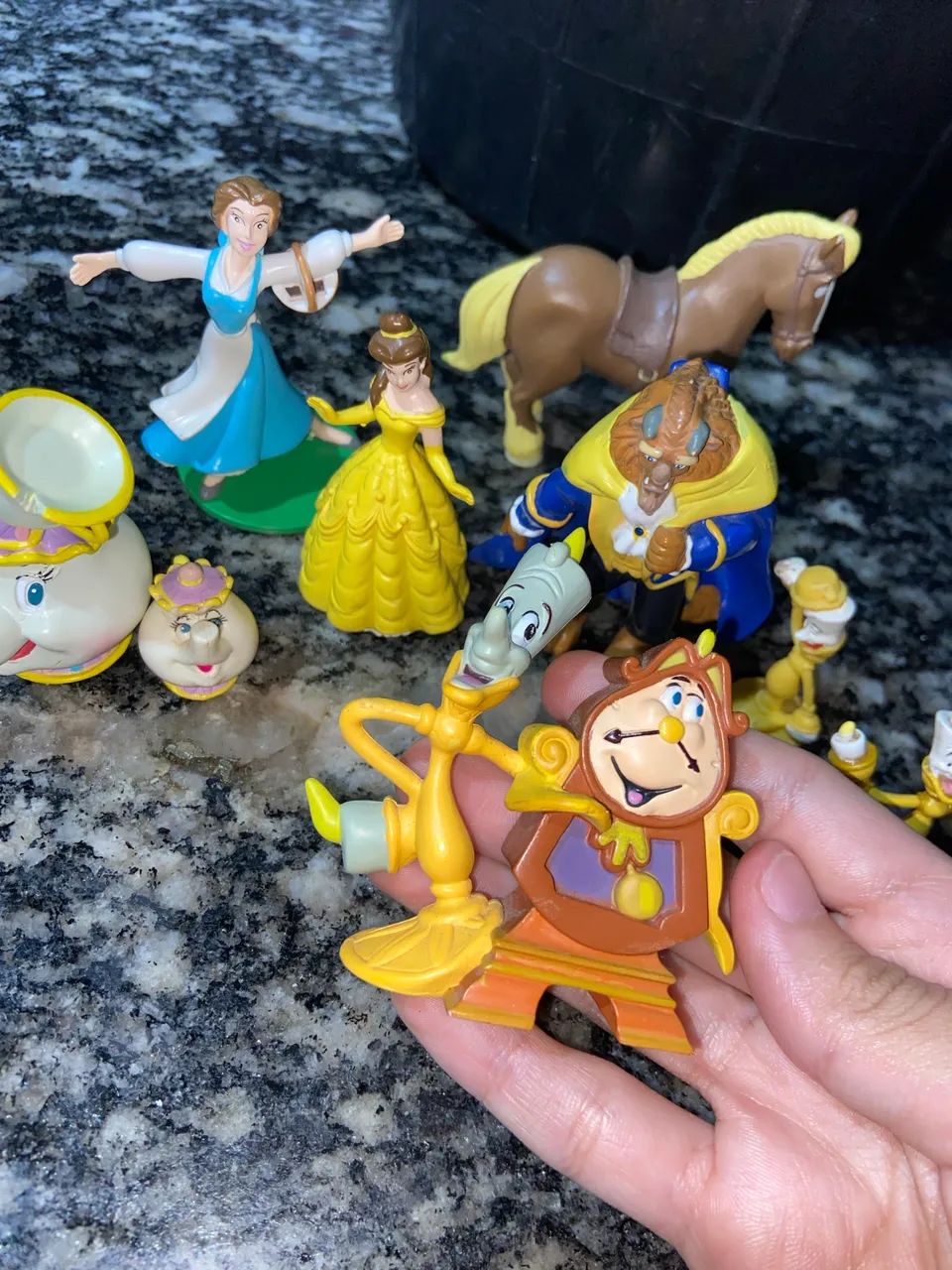 Miniaturas Bela ea Fera lote antigas - Foto 2