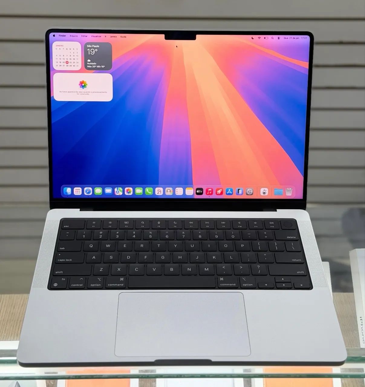 Macbook pro 14 polegadas chip m4 pro 24gb / 512gb bateria 100% LOJA FÍSICA ( 24 / 512 )