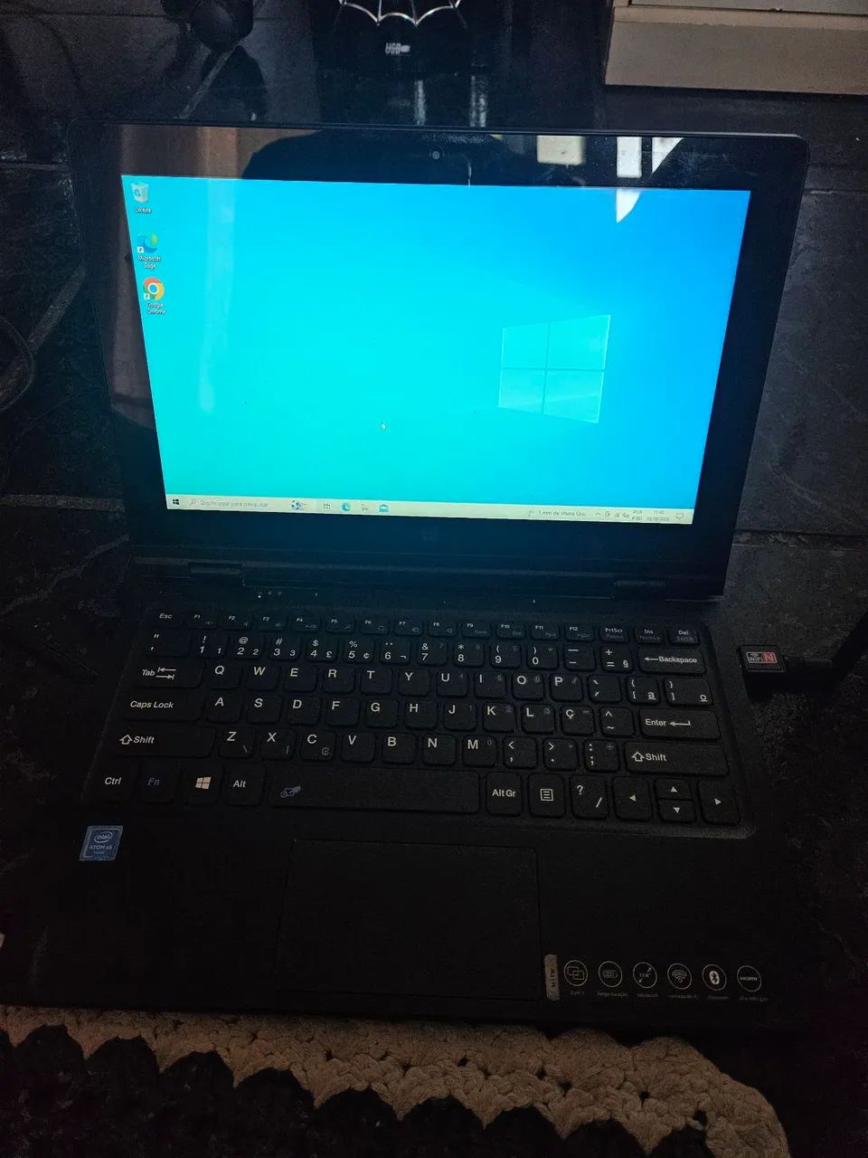 Vendo notbook  multilaser m11w defeito