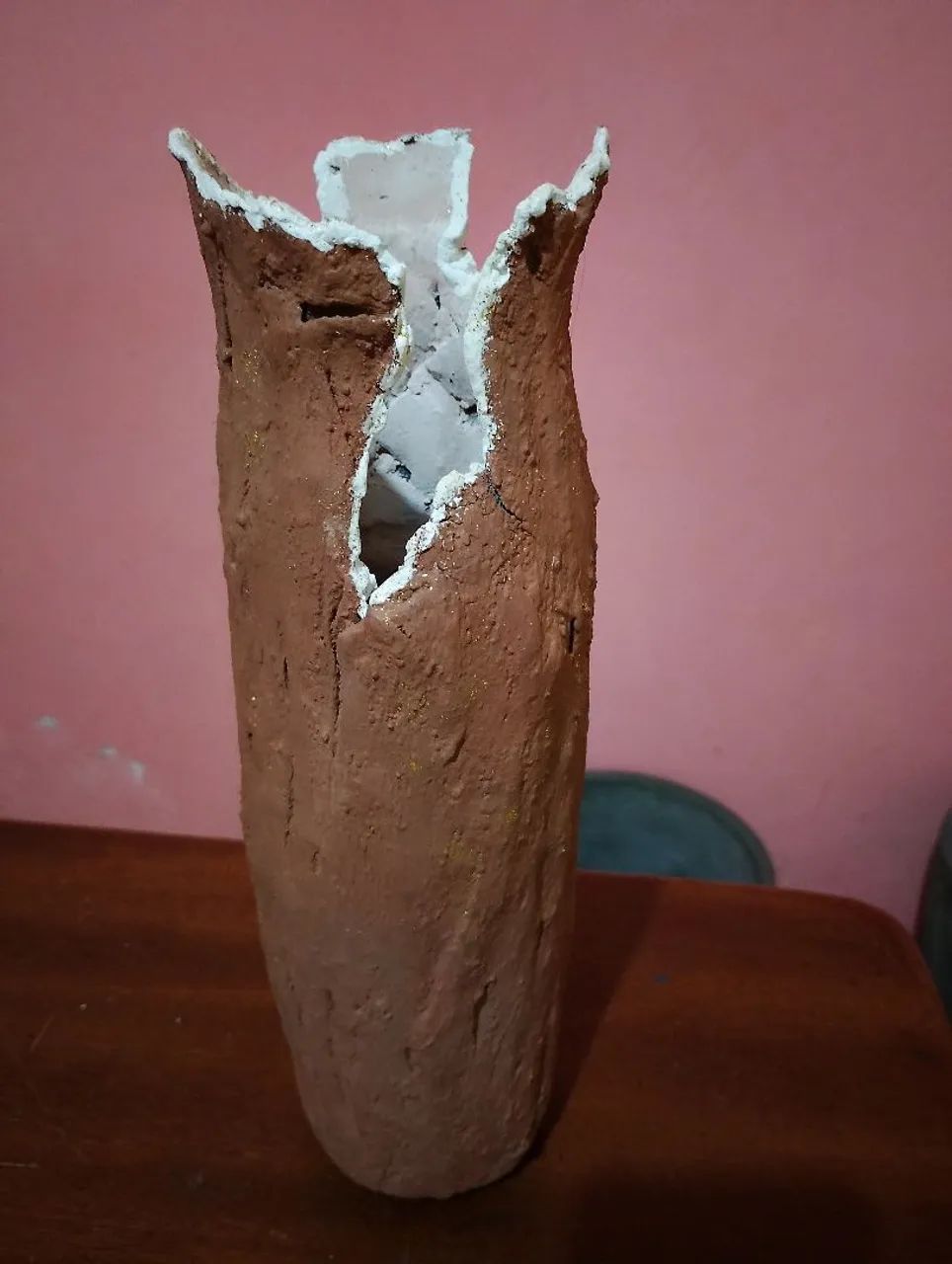 Jarros de cimento e tecido 