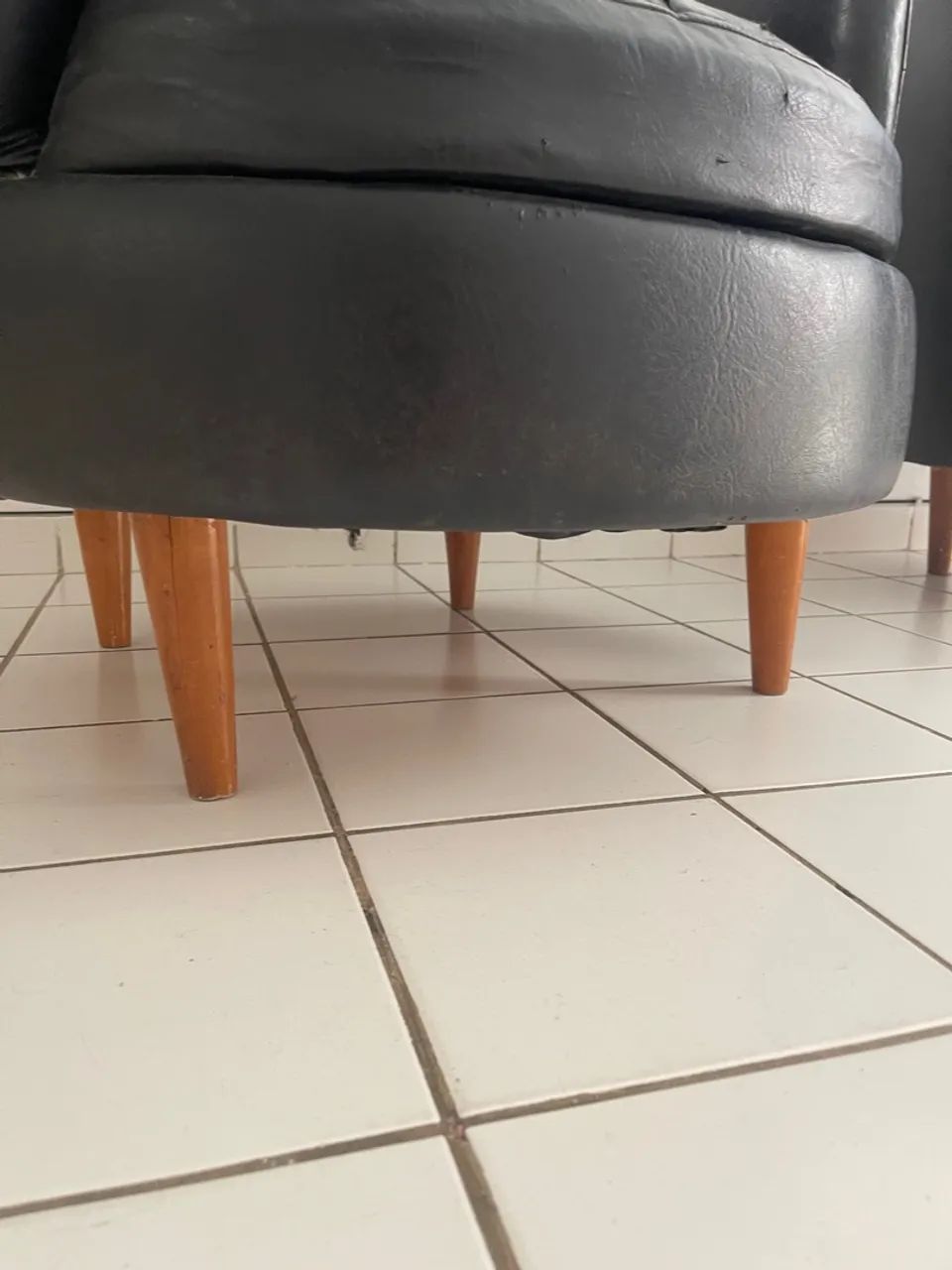 Vendo duas poltronas usadas  - Foto 2