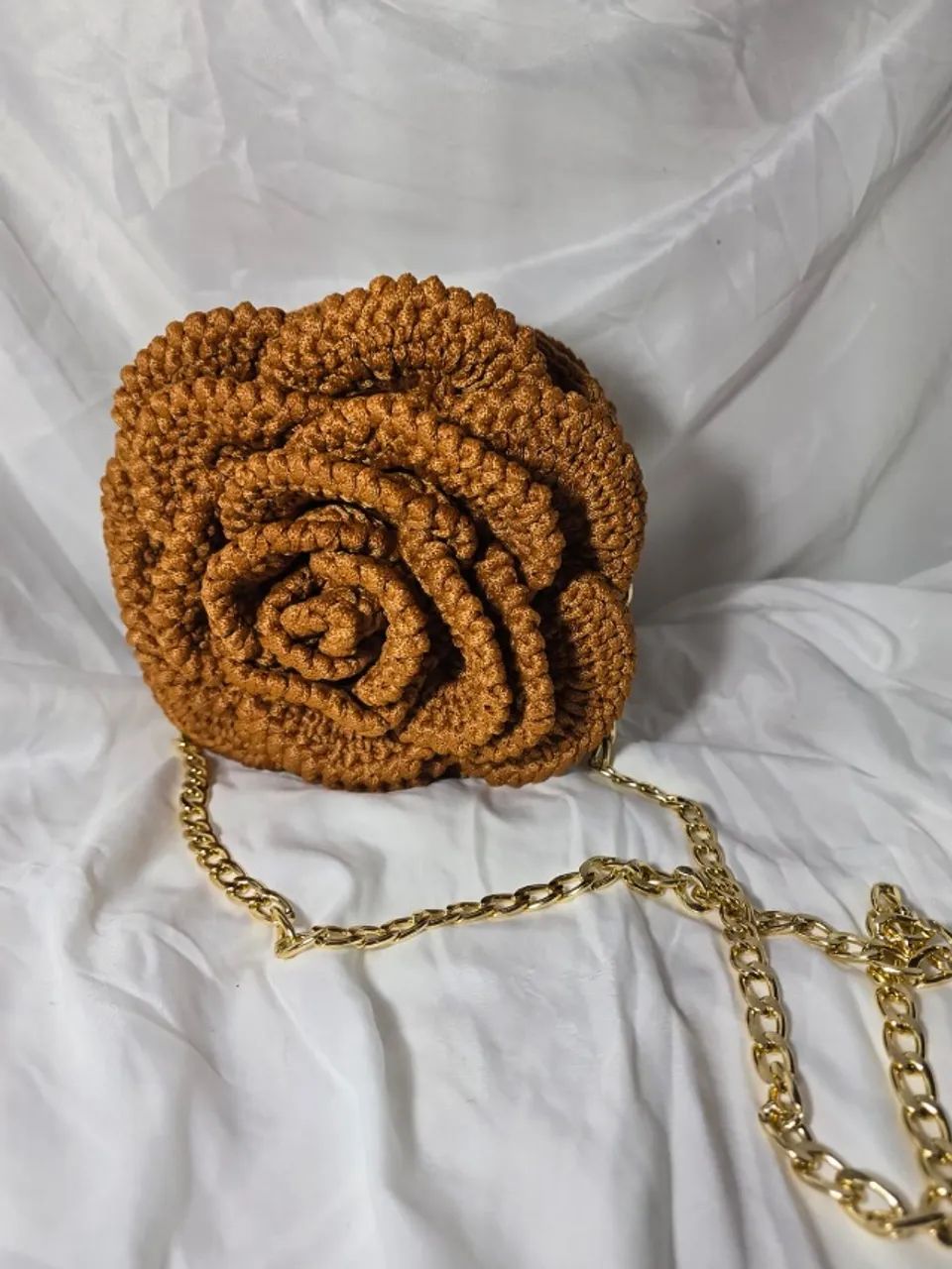 bolsa em crochê formato de rosa - Foto 2