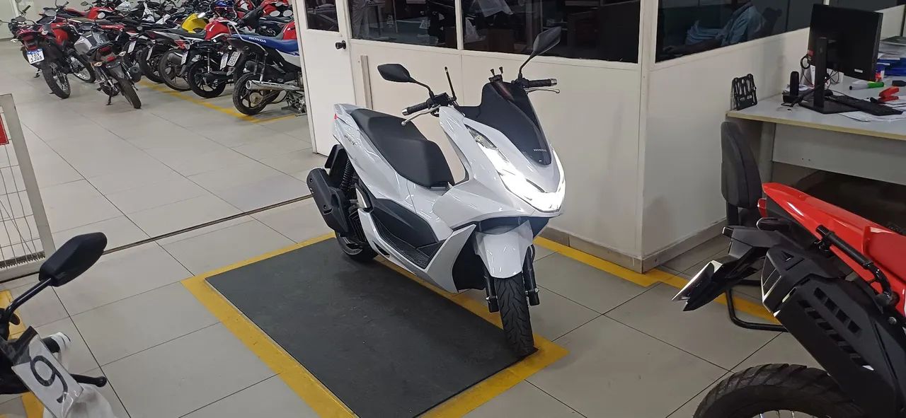 HONDA PCX 2026