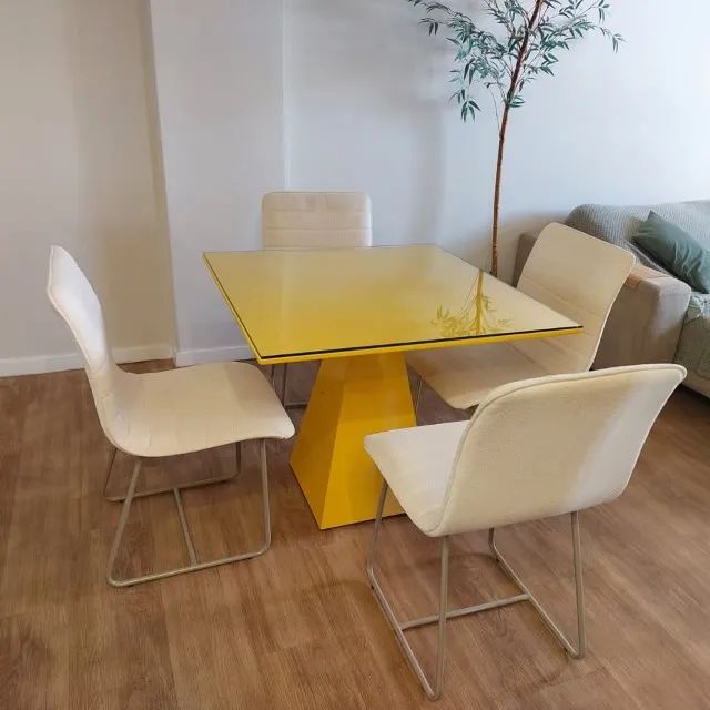 Mesa design de jantar 4 lugares