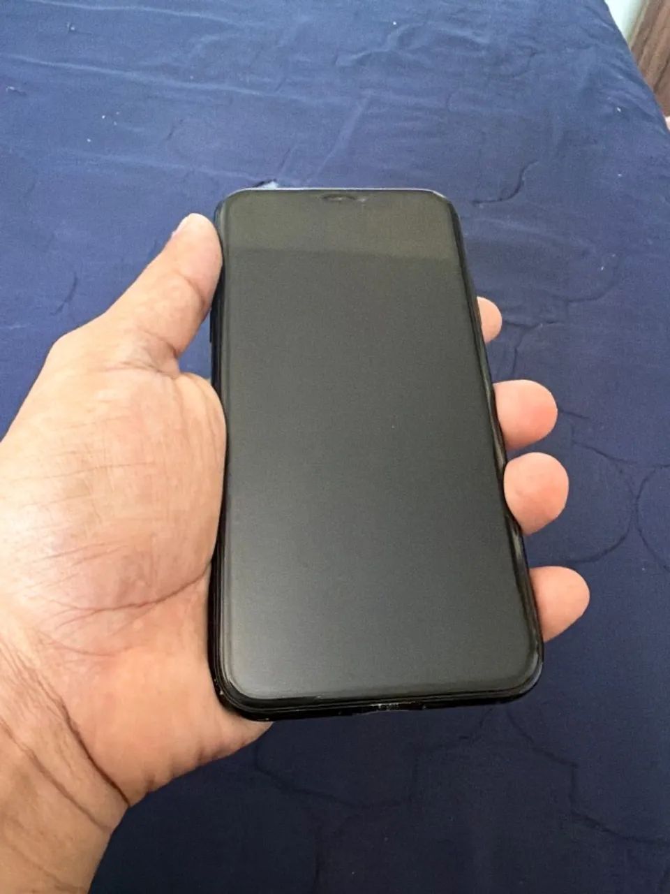 iPhone XR 128 GB ,funcionando perfeitamente,bateria 74% acompanha capa e cabo - Foto 2