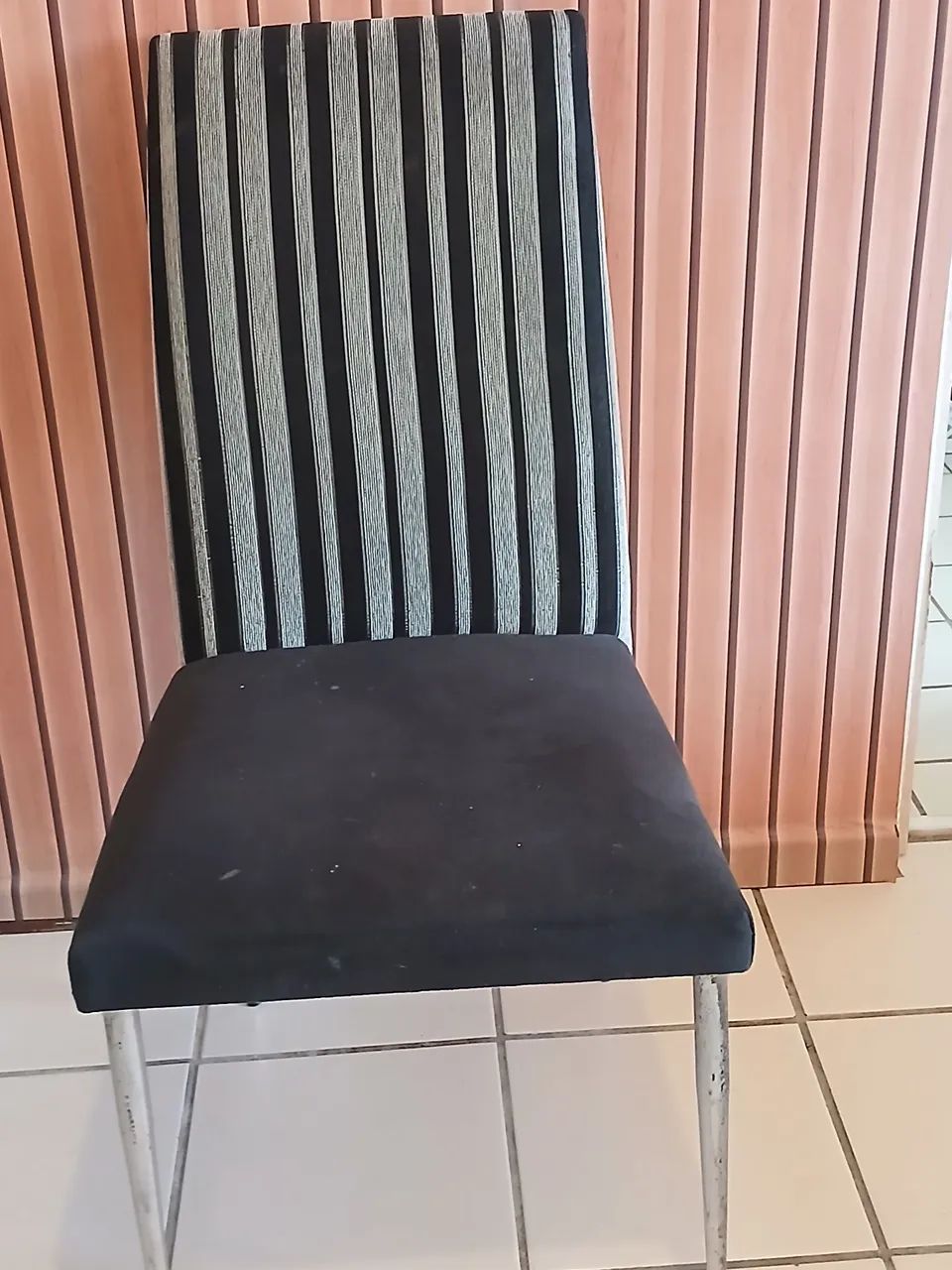MESA ELEGANCE EM MADEIRA E TAMPO DE VIDRO - Foto 5