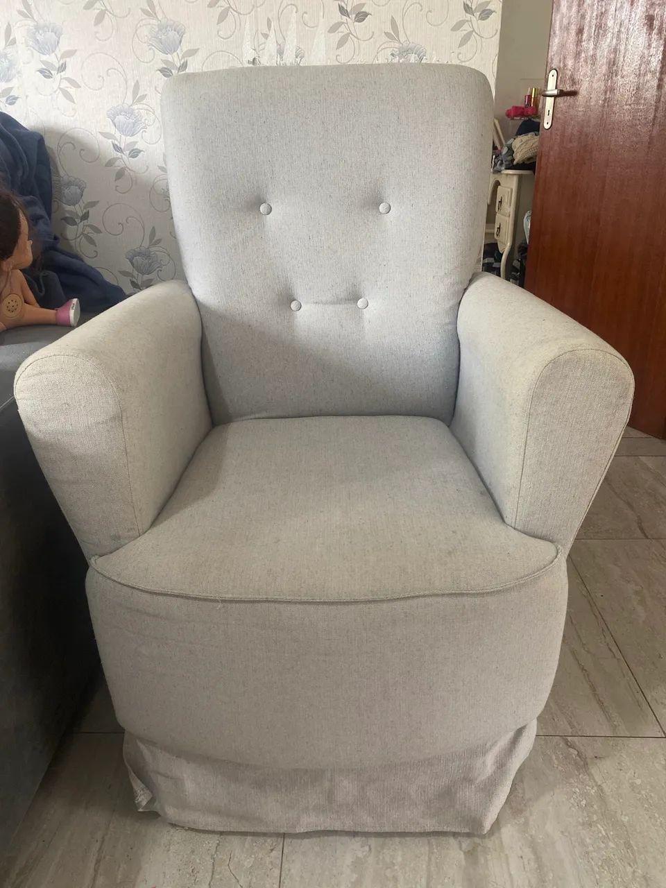 Poltrona cinza claro  - Foto 4