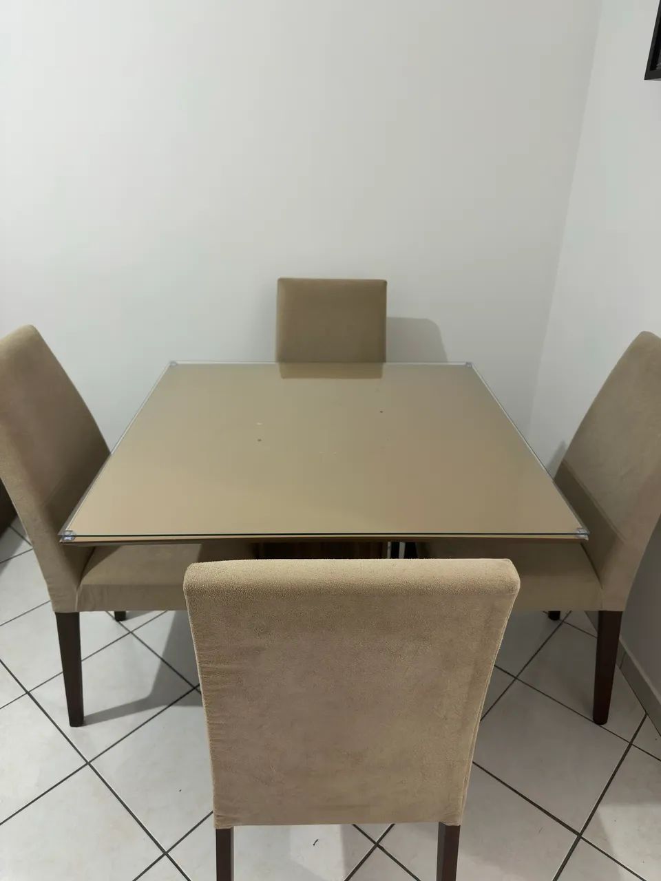 Mesa 4 cadeiras  - Foto 5