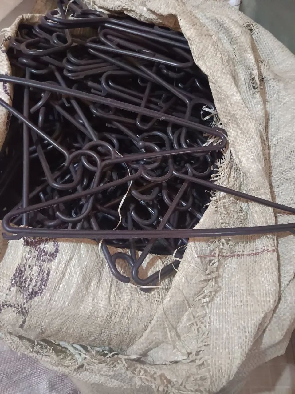Vendo cabides vários modelos