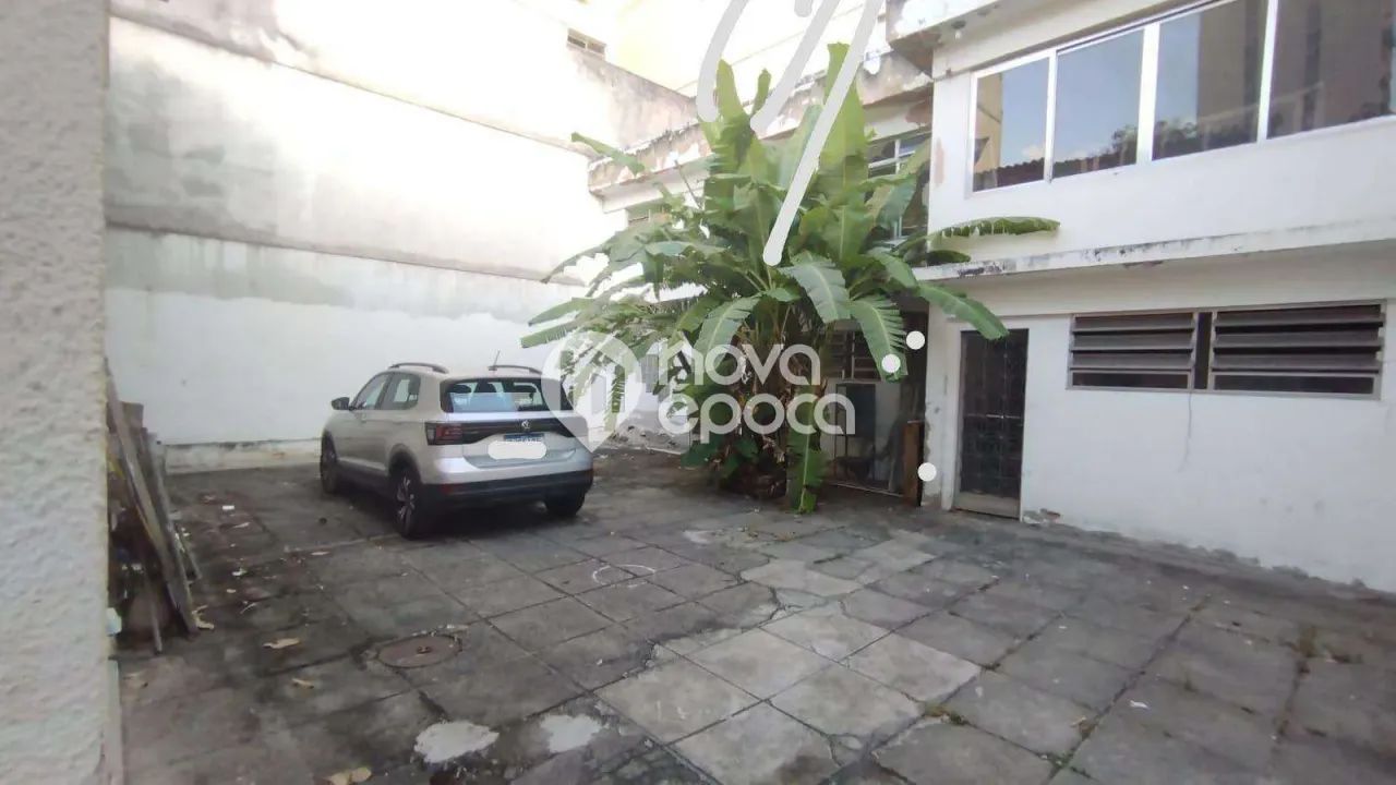 Tijuca | Casa 7 quartos, sendo 3 suites