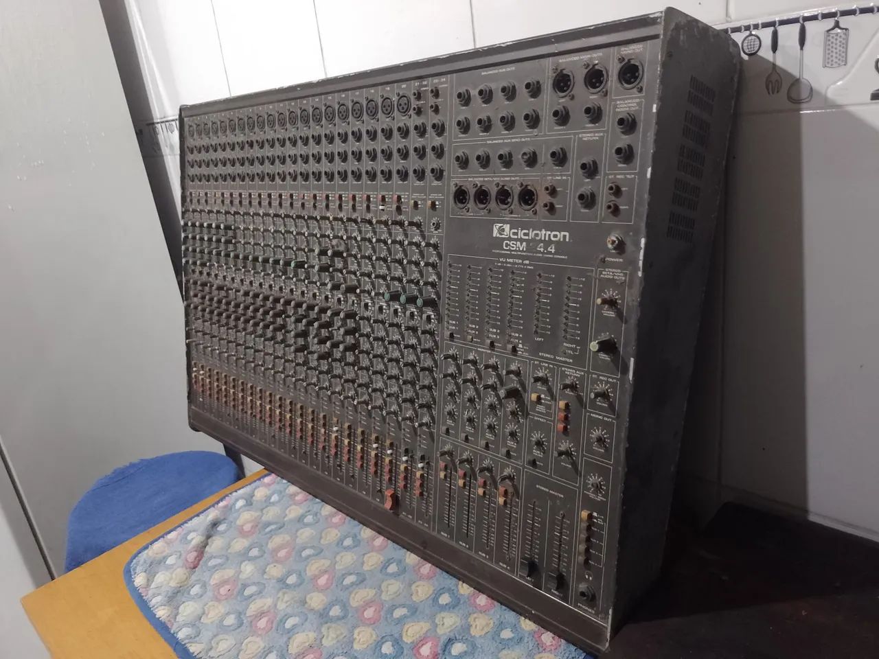 MESA DE SOM  - Foto 2