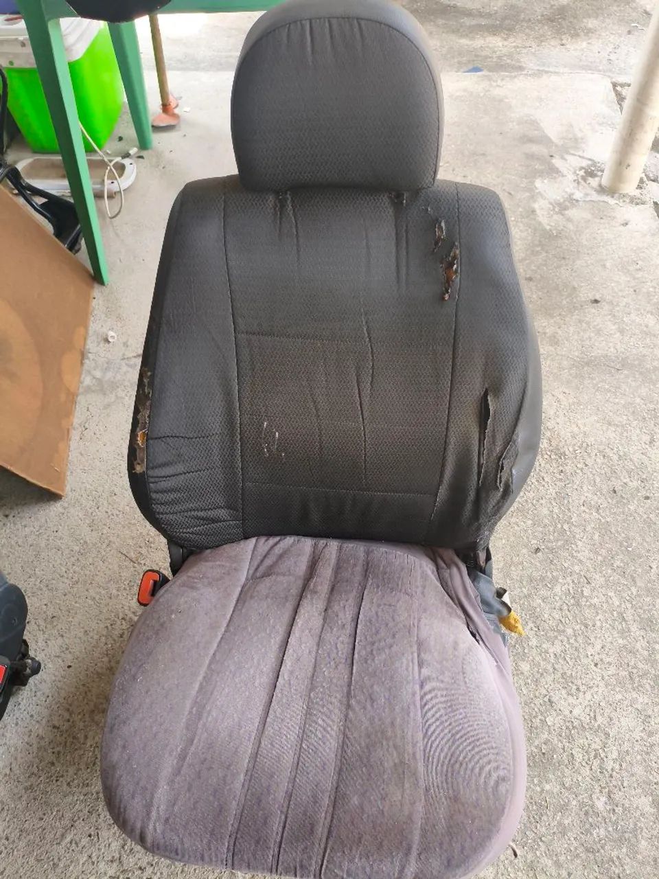 Banco do motorista de doblo