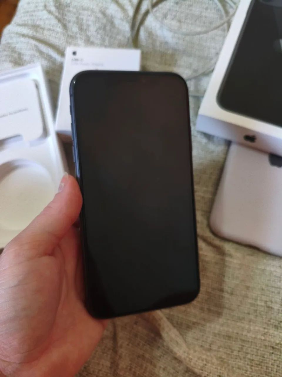 VENDO IPHONE 11 (64G) - PRETO - Foto 4