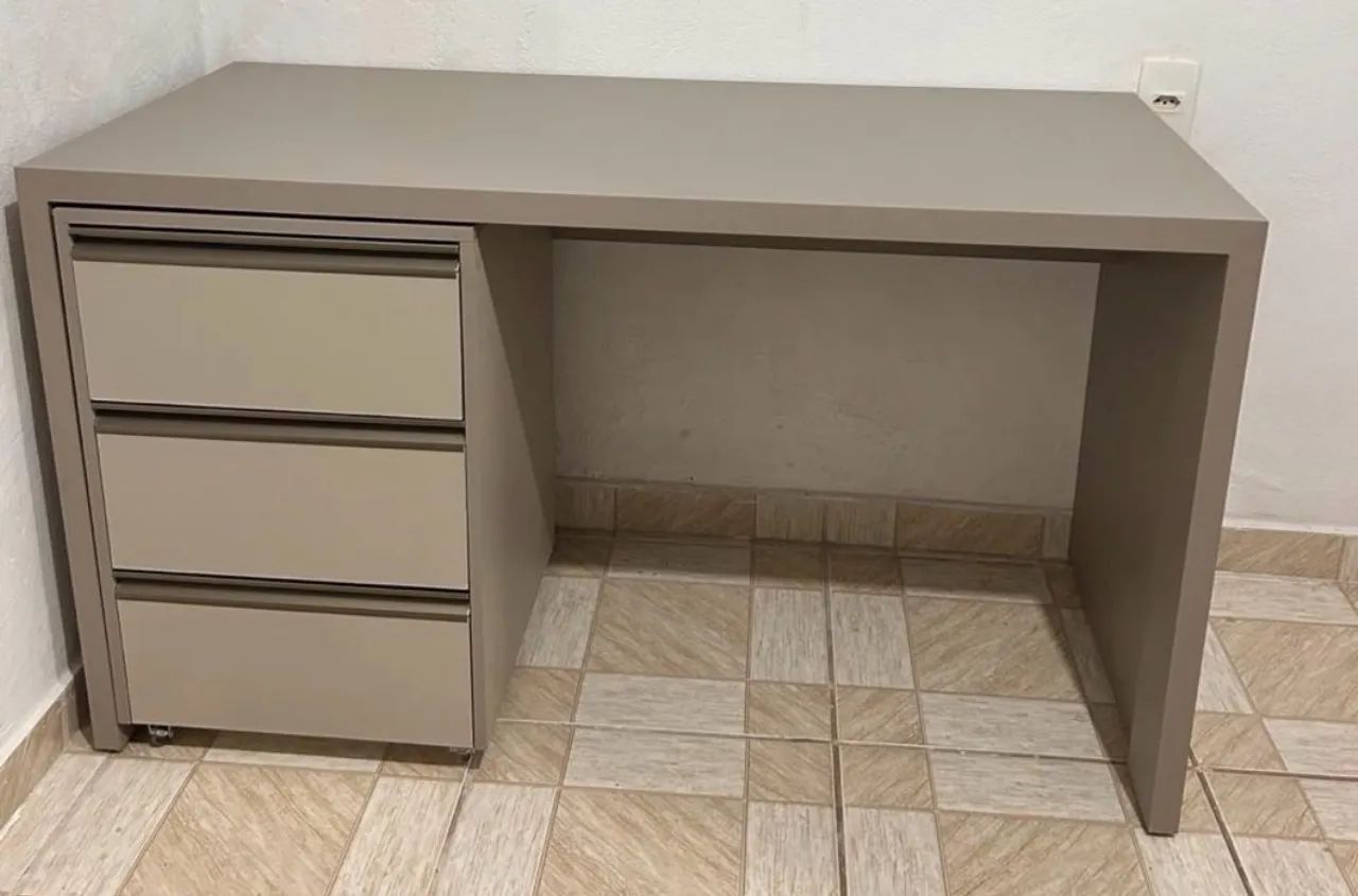 Vendo mesa de Pc MDF planejado - Foto 3