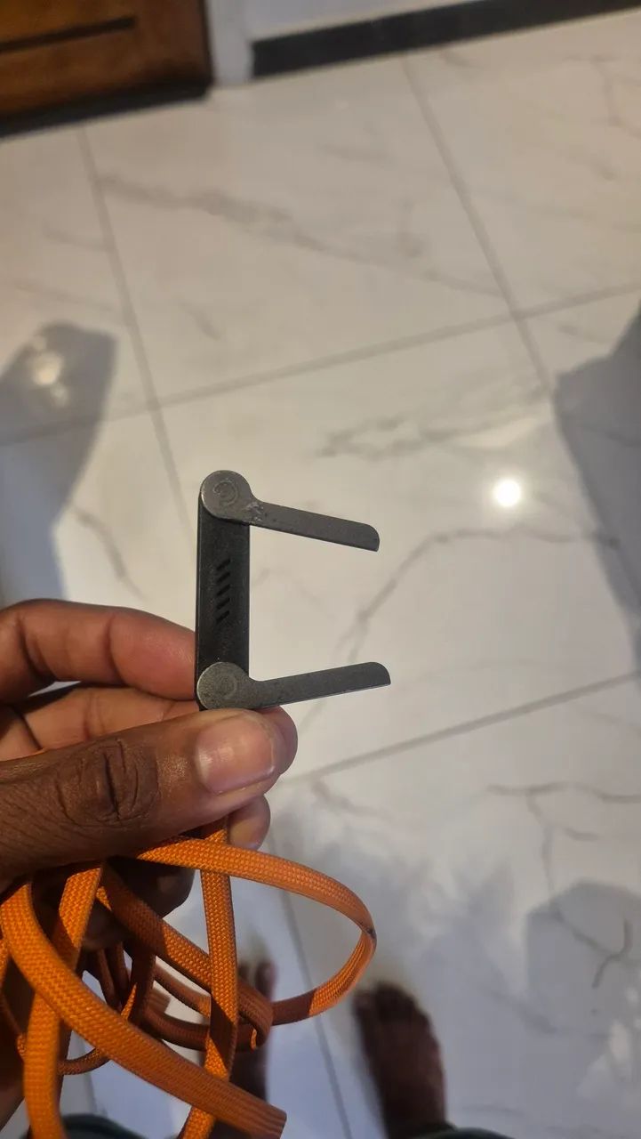 Cabo Usb tipo C com suporte laranja - Foto 2