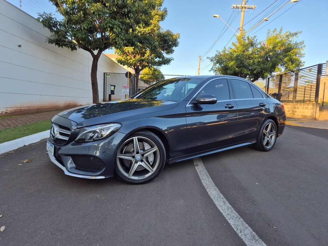 Mercedes-Benz C-250 C-250 Sport 2.0 16V 211cv Aut. 2015