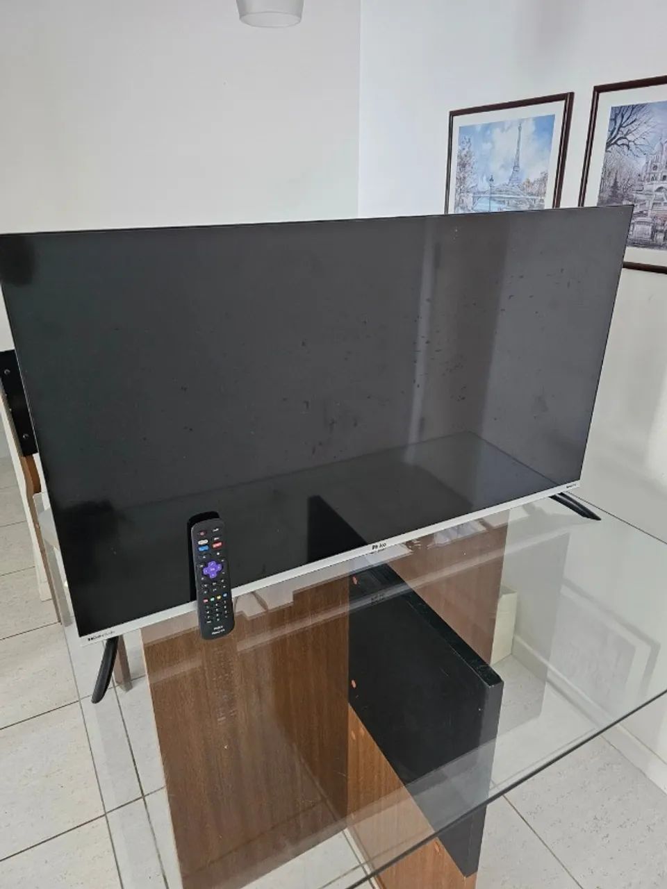 Smart TV Philco 42 polegadas Roku com controle remoto