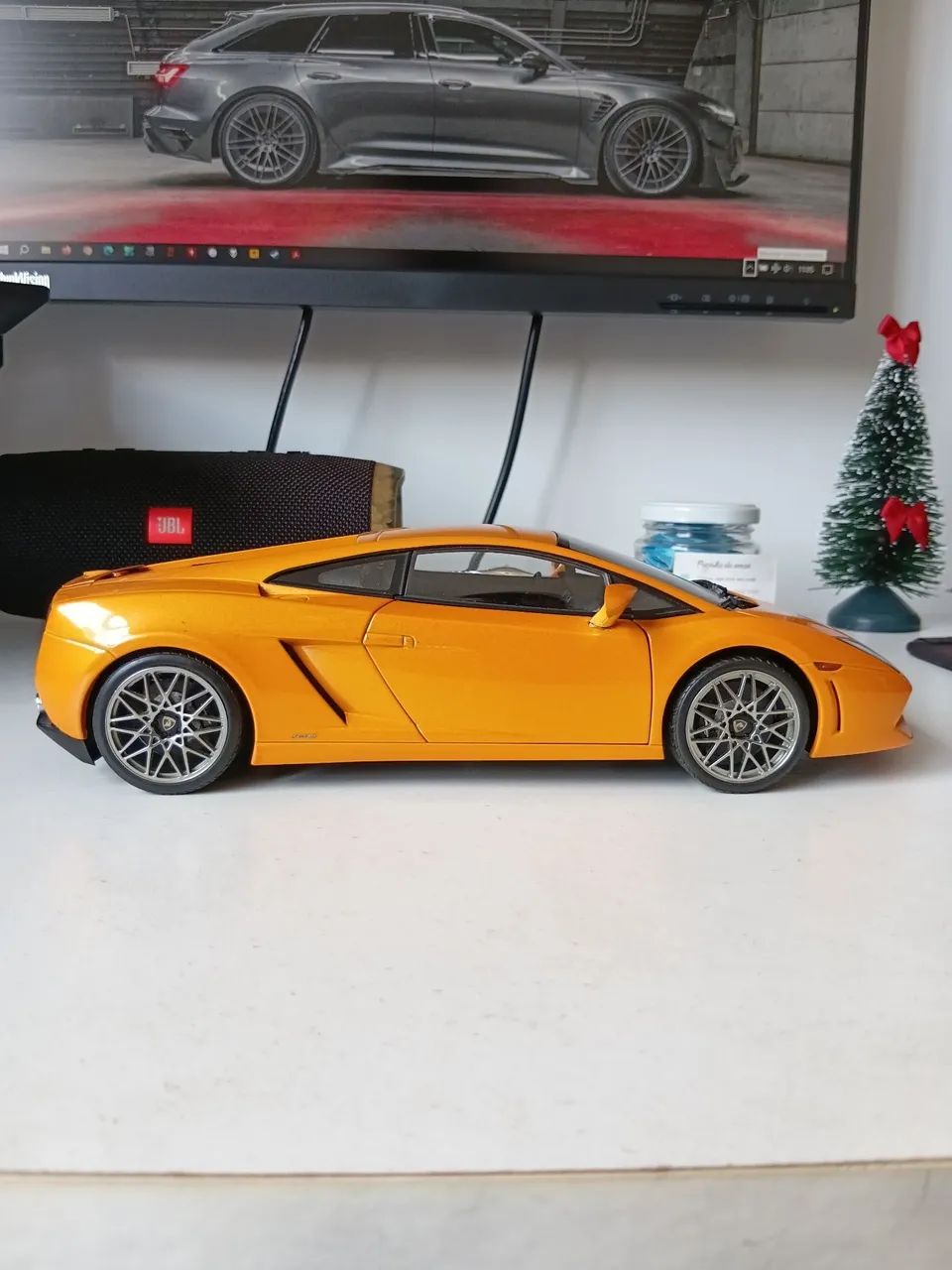 Miniatura Lamborghini Gallardo AUTOart 1:18 - Brinquedos e Jogos