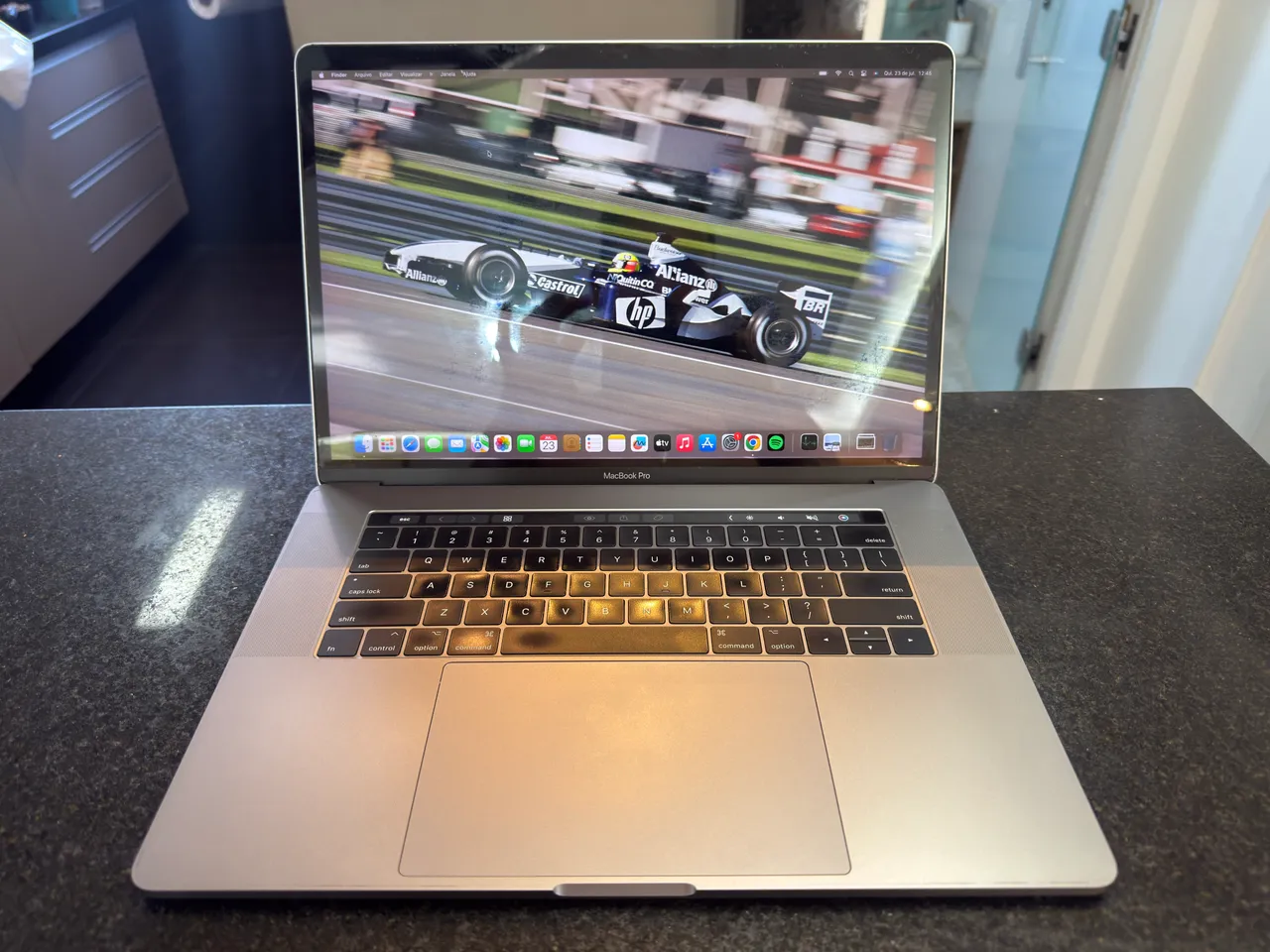 macbook pro 2017 15