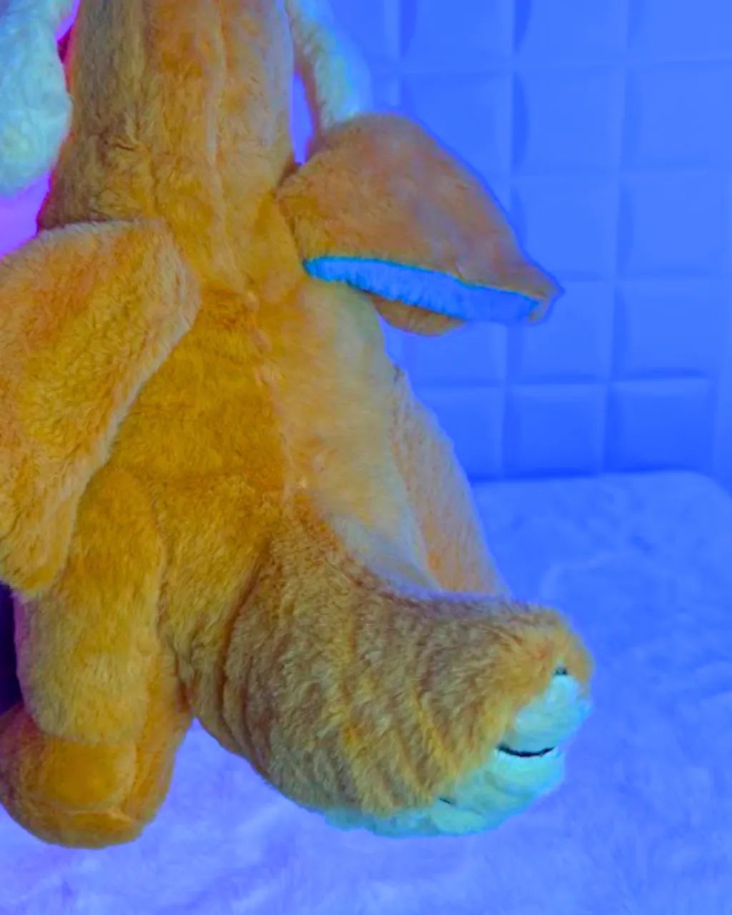 Pelúcia Dragonite Pokémon - 34cm - Foto 3