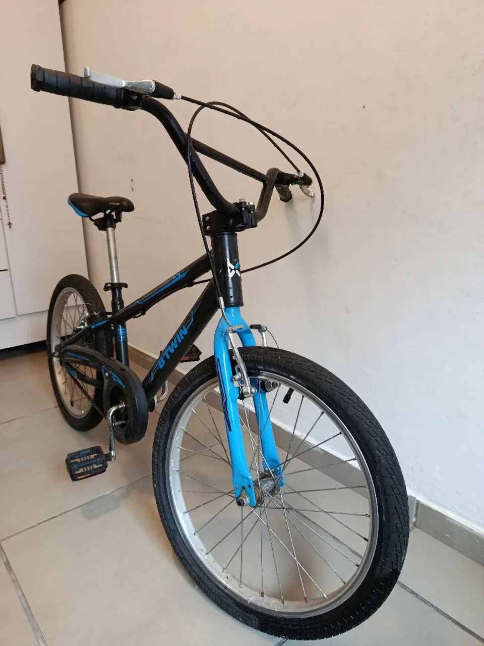 Bicicleta infantil aro 20 - Foto 5
