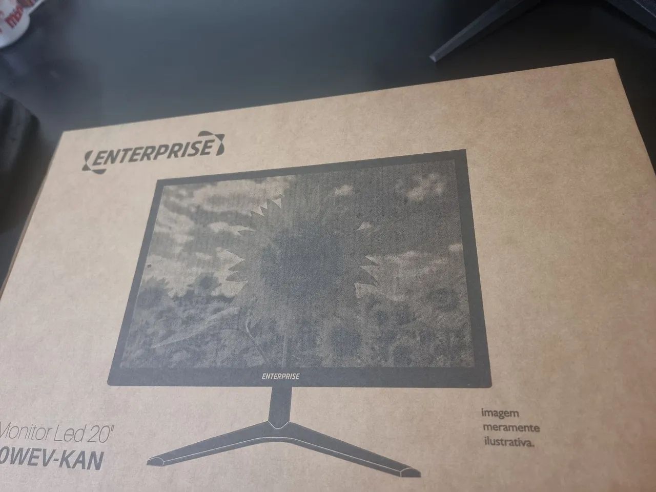 MONITOR LED 20 POLEGADAS NOVO NA CAIXA - Foto 2