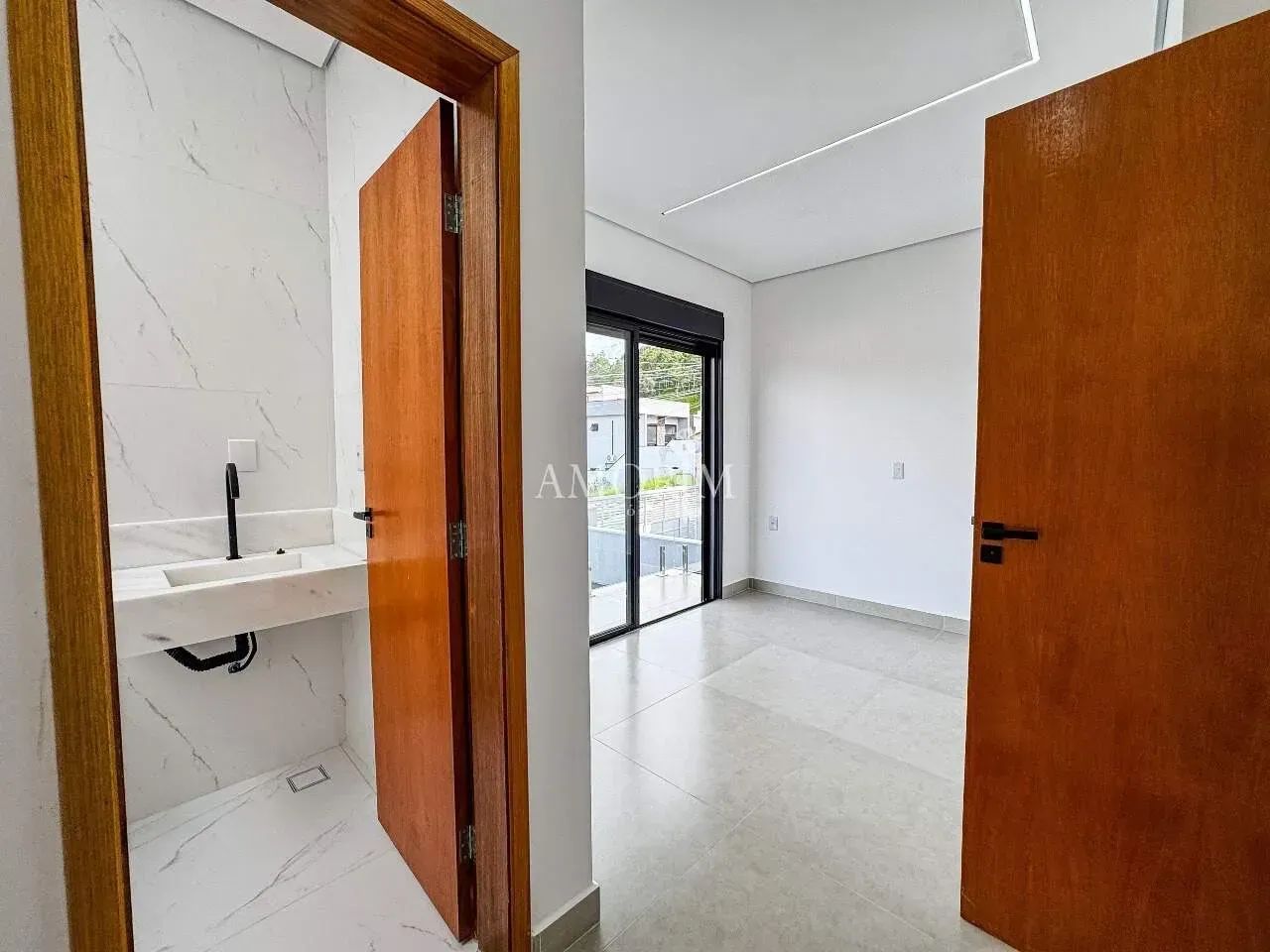 CASA EM CONDOMÍNIO COM 3 QUARTOS 1 SUÍTE E 2 VAGAS EM CAJAMAR/SP - Foto 2