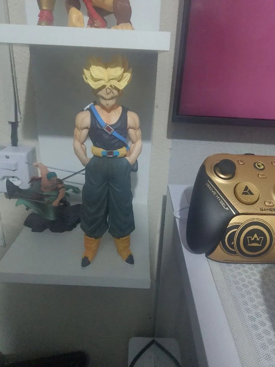 Trunks adulto figure action 