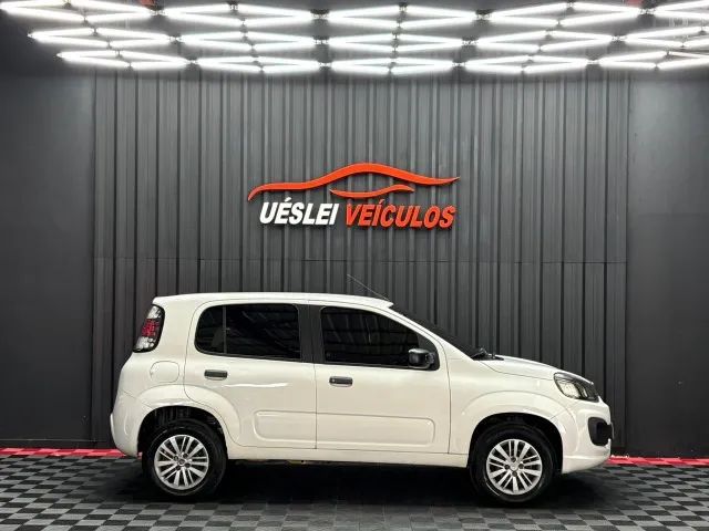 Fiat Uno Attractive 1.0 EVO Fire Flex 8V 5P 2021 - Foto 2