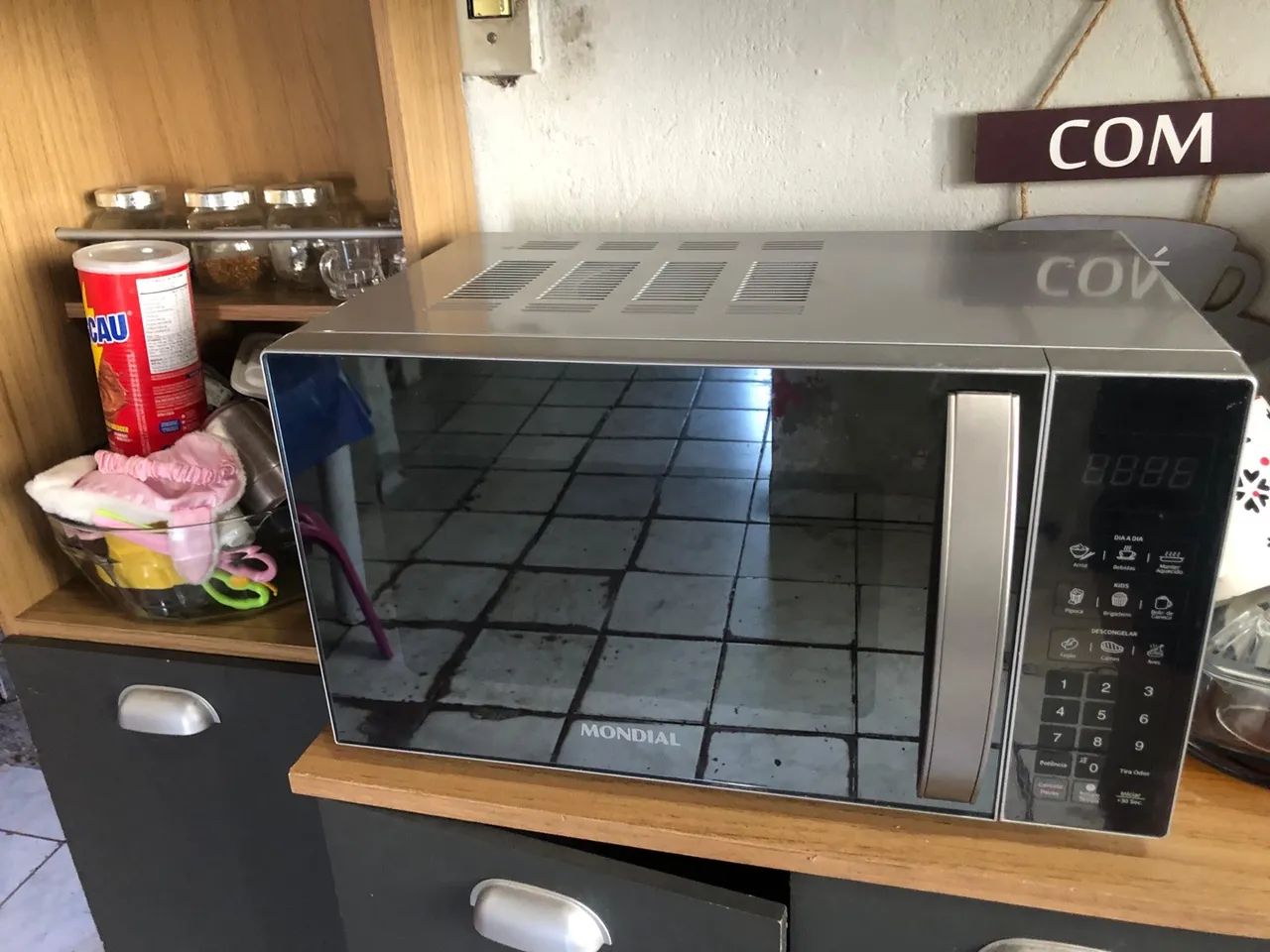Micro-ondas em ótimo estado - funcionando perfeitamente