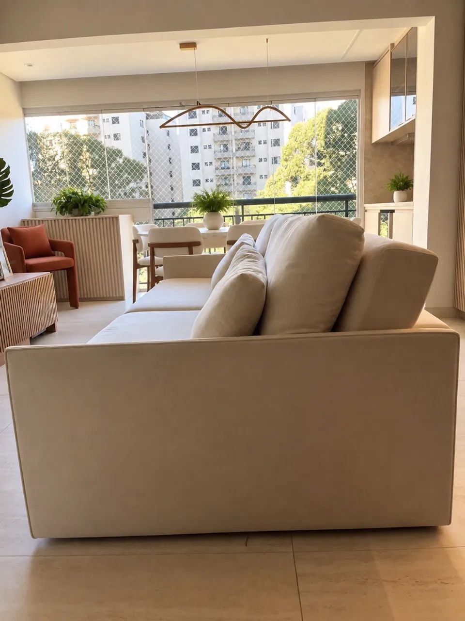 Sofá Ilustre - Conforto, Elegância e Qualidade - Foto 2