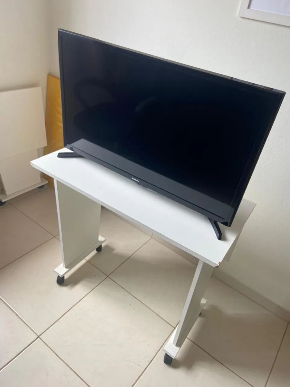 Smart TV Samsung 32" HD - Foto 2