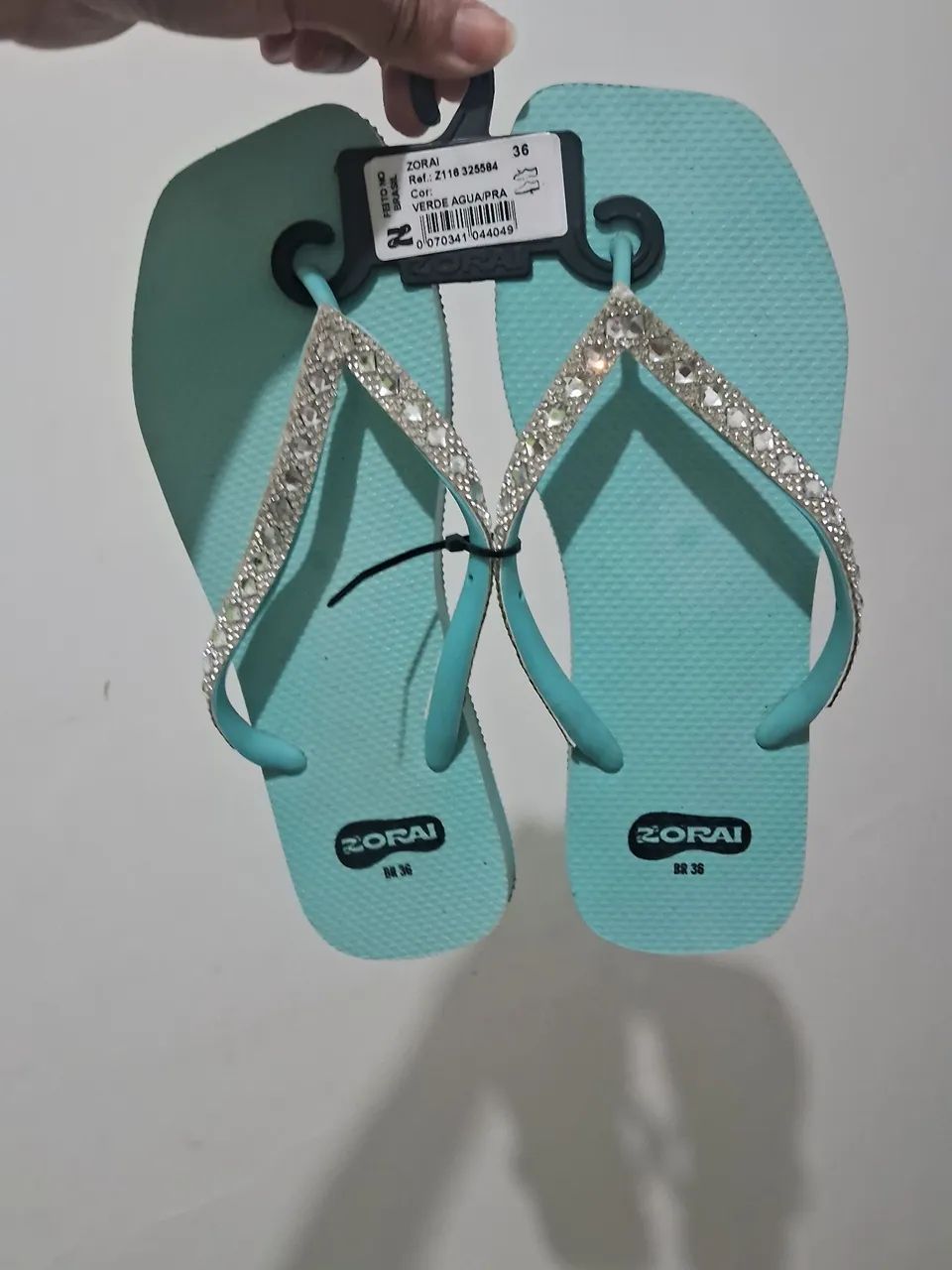Troco ou vendo Chinelo novo com strass 36