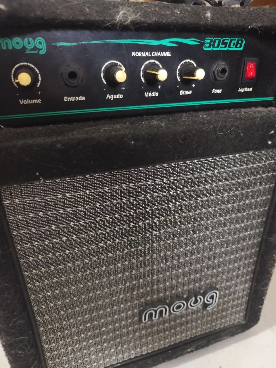 Caixa meteoro moog Bass com pequeno defeito  - Foto 2
