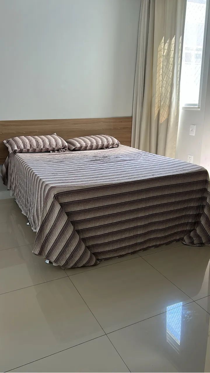 Cama de casal em bom estado de conservação  - Foto 2