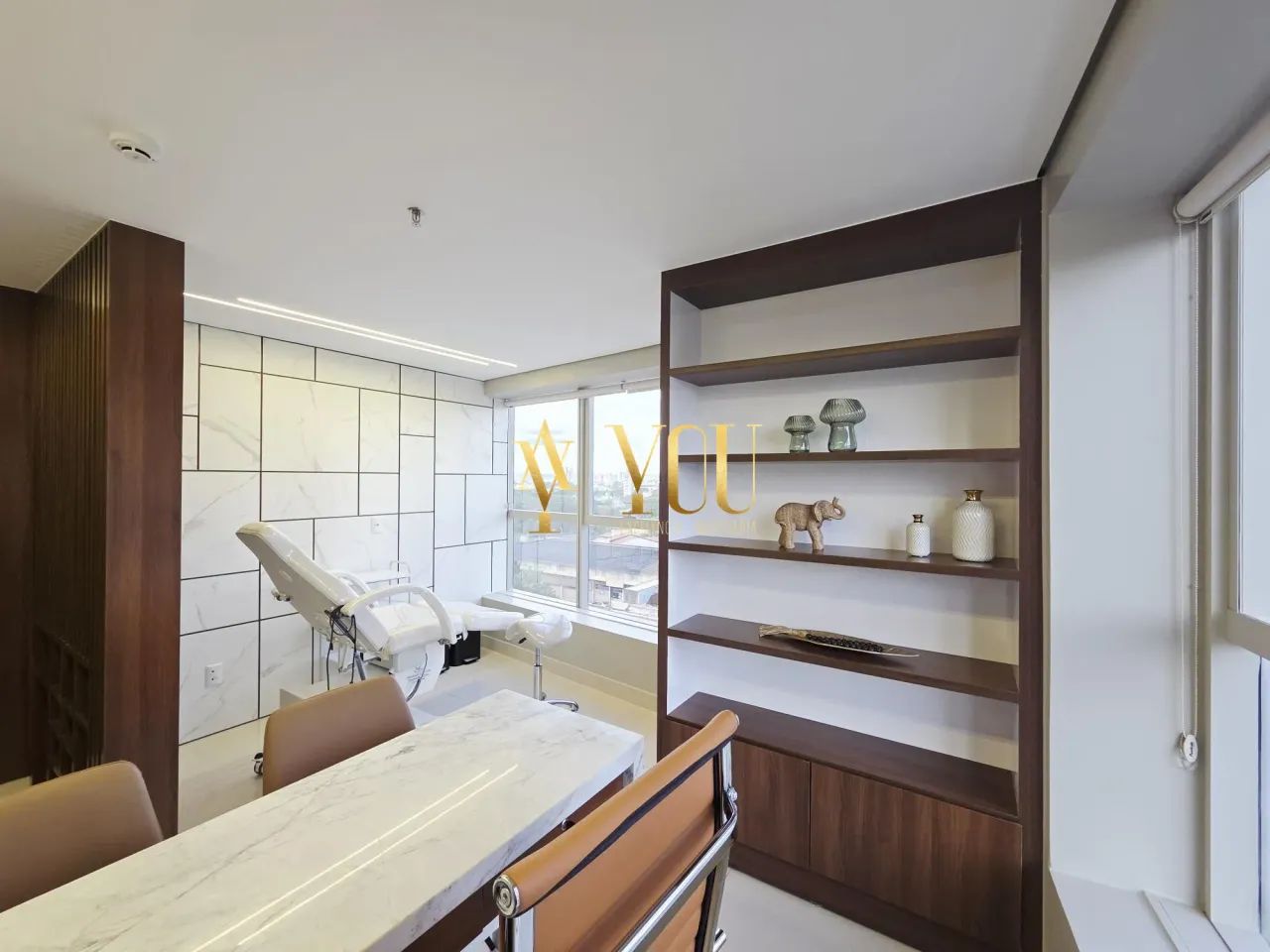 Consultório de Alto Padrão no Setor Sul: Atenda com Prestígio e Flexibilidade - Foto 12