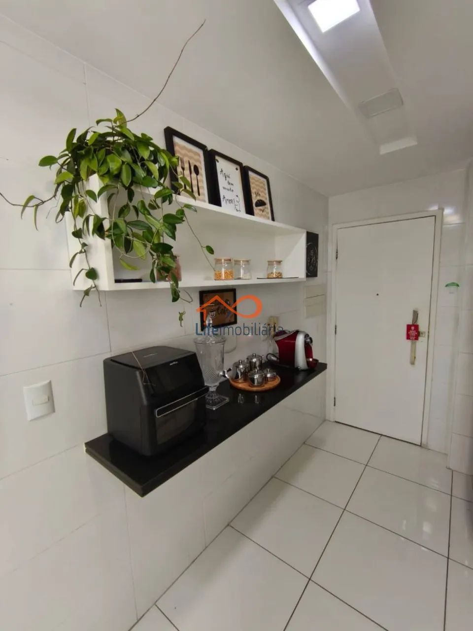 Apartamento mobiliado para alugar no Edifício Skorpios no Bairro Salgado Filho - Foto 3
