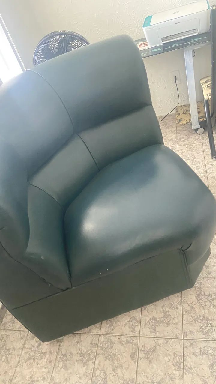 Sofá preto excelente estado - Foto 3