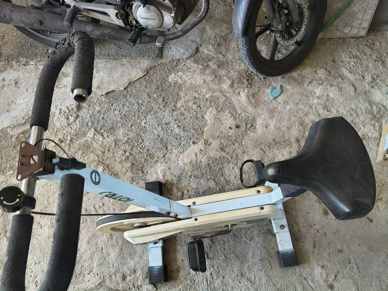 Bicicleta ergométrica  - Foto 4
