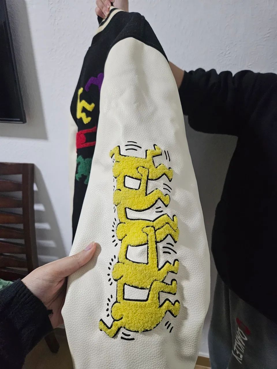 jaqueta Keith Haring - importada - Foto 5