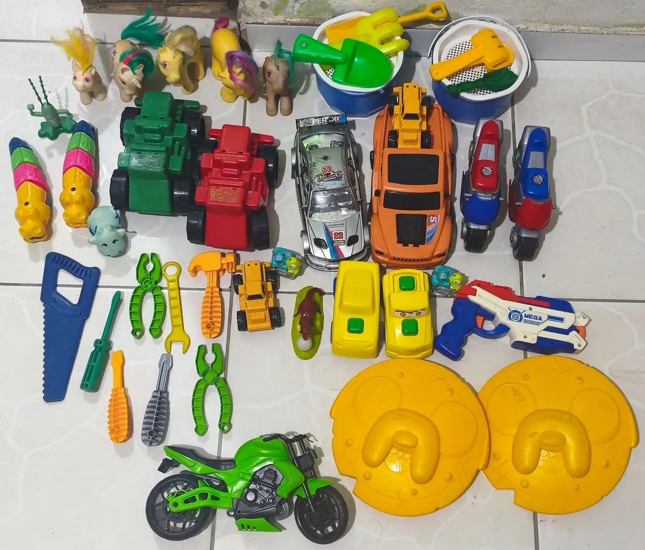 Brinquedos infantil feminino e masculino