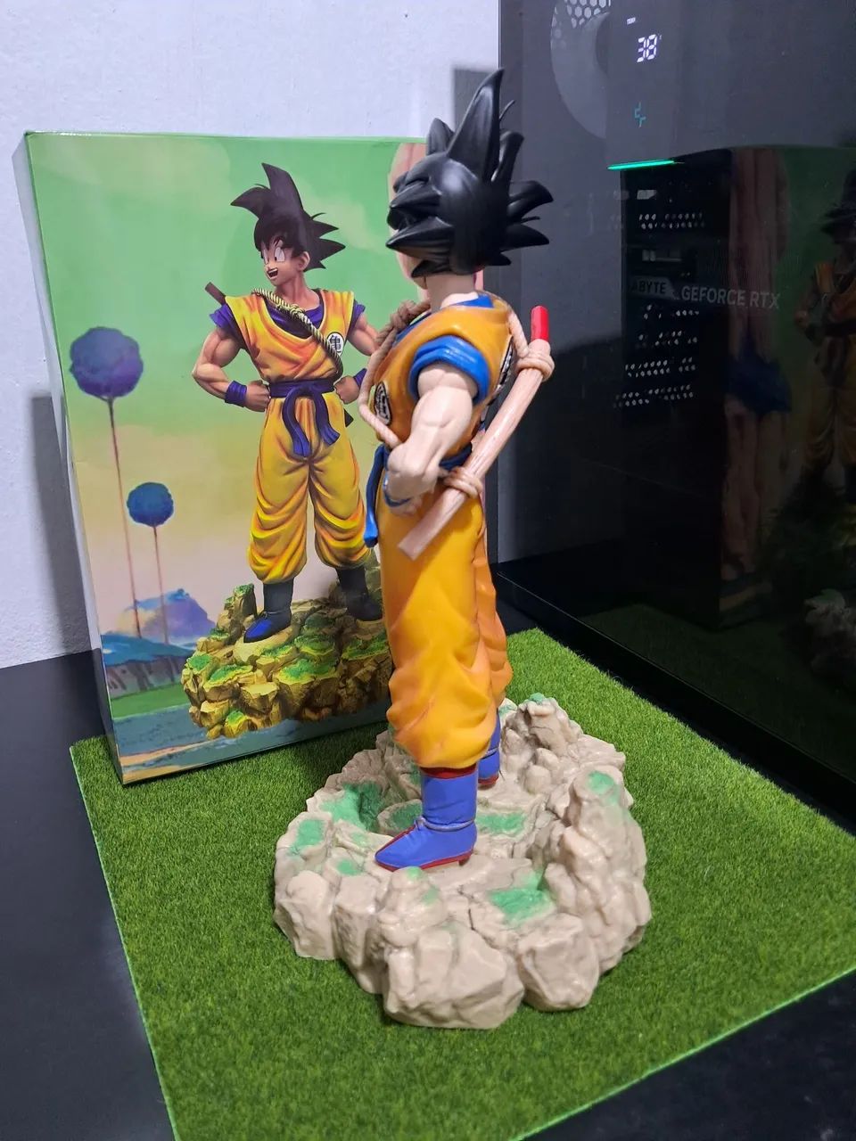 Action Figure Dragon Ball Z - Goku 30cm - Foto 4