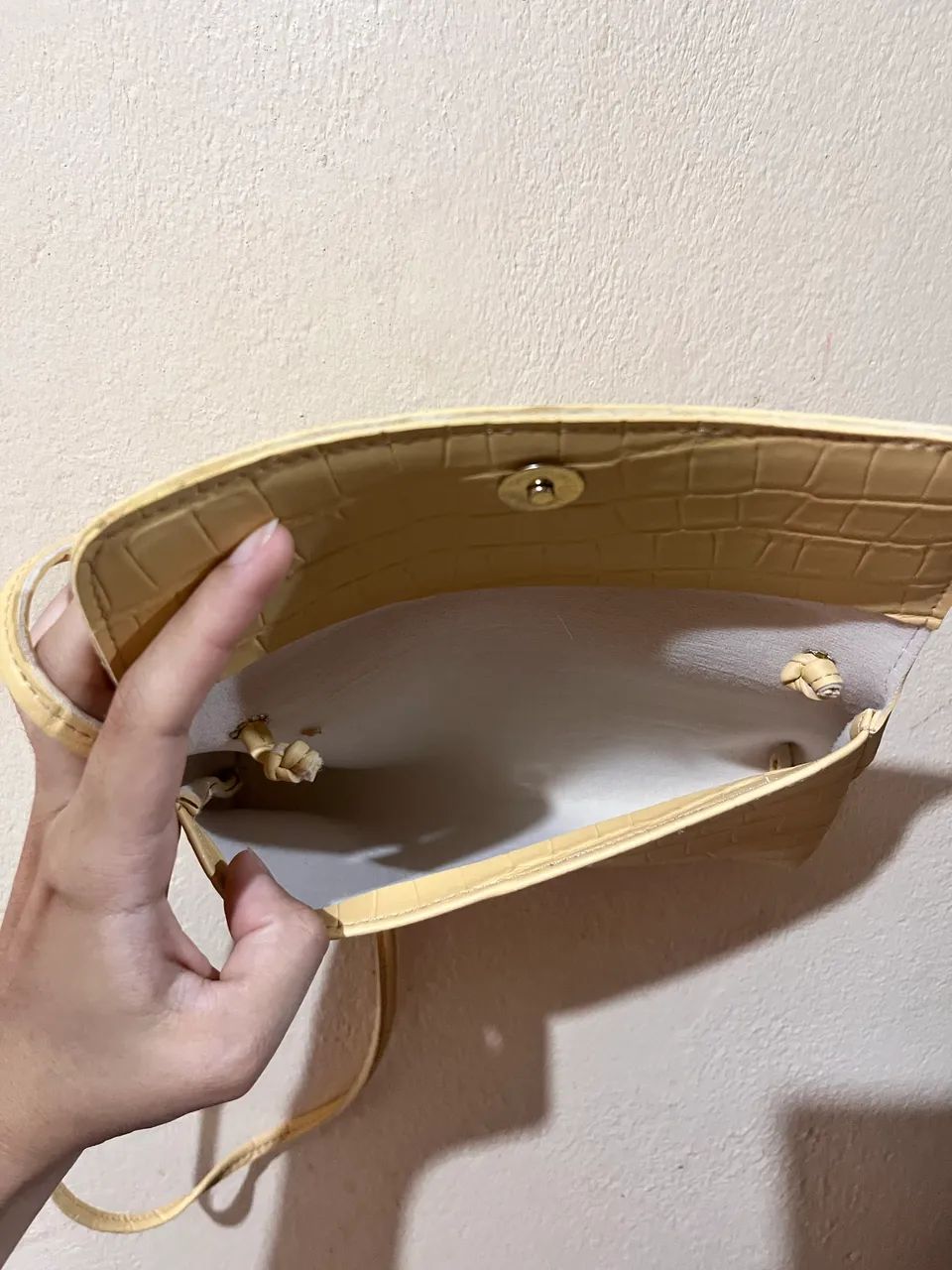 Bolsa tiracolo amarela - Foto 2
