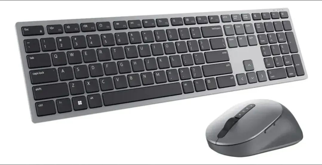 Teclado E Mouse Bluetooth Multi-dispositivos Dell<br><br>Km7321w Cor do teclado Preto - ABNT2