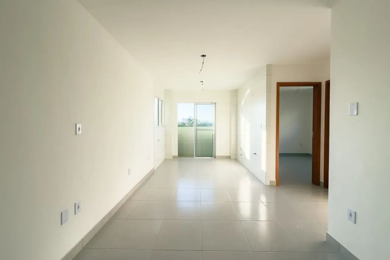 Apartamento com 2 Dormitórios, Ambientes Integrados e Sacada - Foto 2