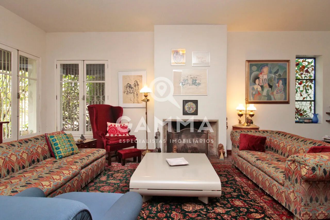 Casa com 4 dormitórios e piscina no Pacaembu em rua tranquila e arborizada. - Foto 5