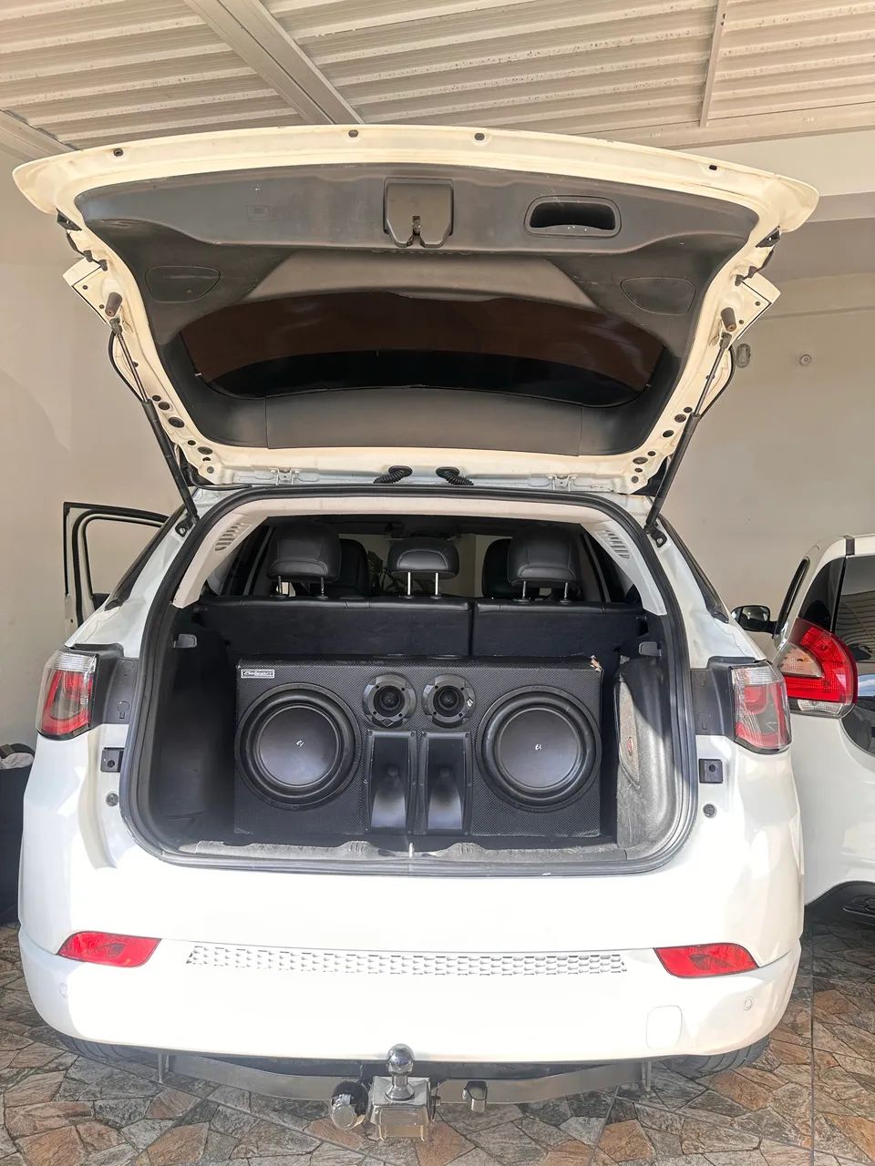 Caixa trio Falcon tweeter Cornetas e subwoofer 