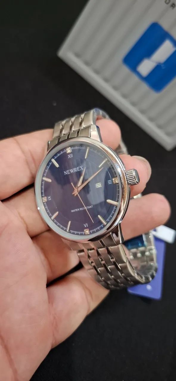 Relógio de luxo automático, a prova de água, novo lacrado. 